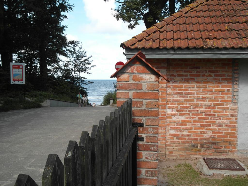 Willa Na Klifie Rewal Exterior foto